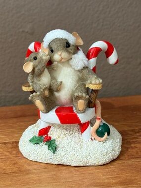 🎅🏼 Charming Tails “Secrets For Santa” Christmas Candycane Holiday Figurine